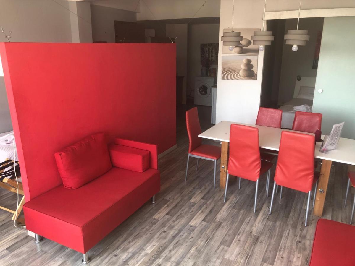 Red Grey Loft Apartment Athens Luaran gambar