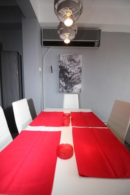 Red Grey Loft Apartment Athens Luaran gambar