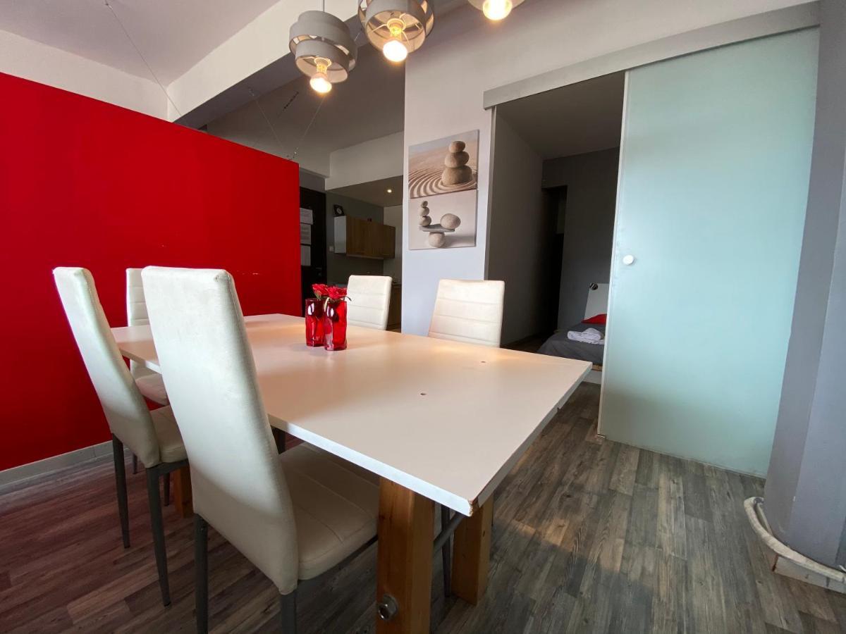 Red Grey Loft Apartment Athens Luaran gambar