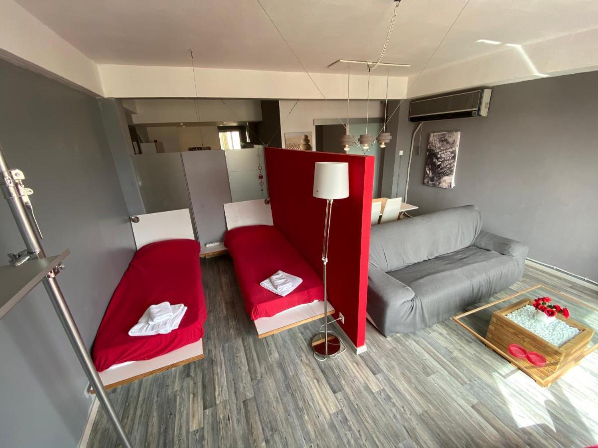 Red Grey Loft Apartment Athens Luaran gambar