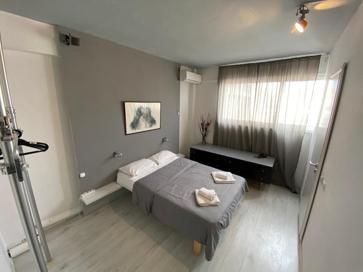 Red Grey Loft Apartment Athens Luaran gambar