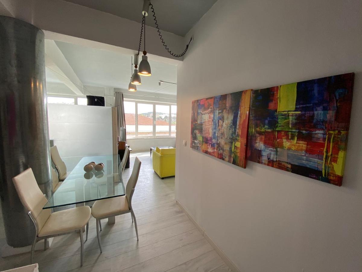 Red Grey Loft Apartment Athens Luaran gambar